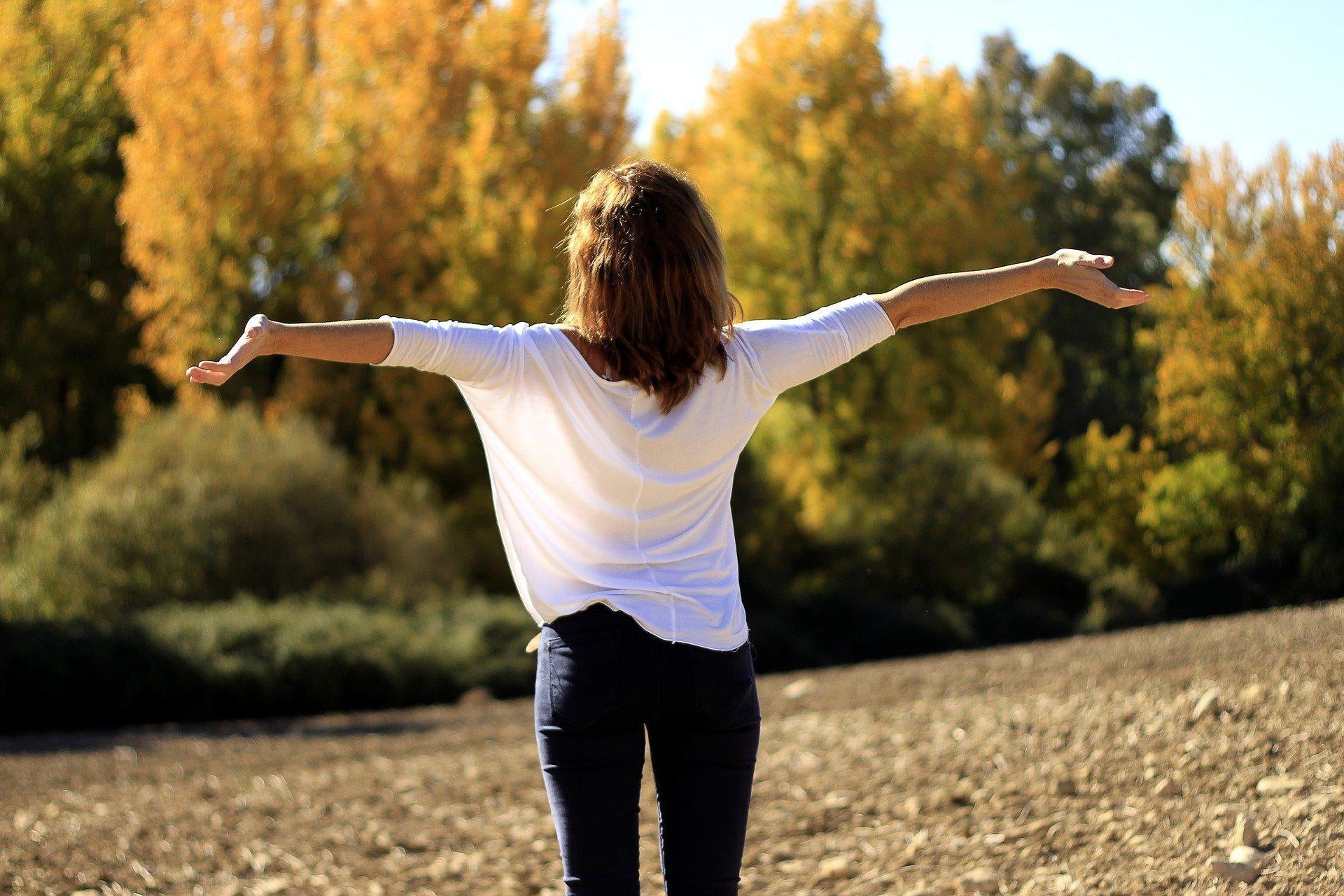 Feel more relaxed, improve your focus and be more stress resistant by controlling your breathing.